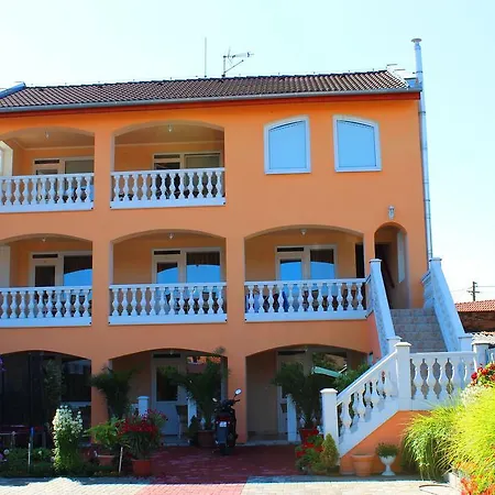 招待所 弗洛里达一室公寓旅馆 4*