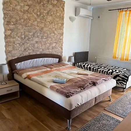 弗洛里达一室公寓旅馆